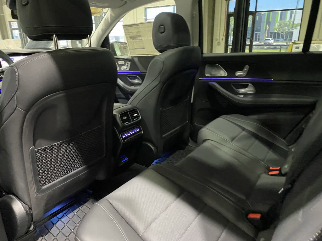 New 2026 Mercedes-Benz GLS 450 4MATIC image 5