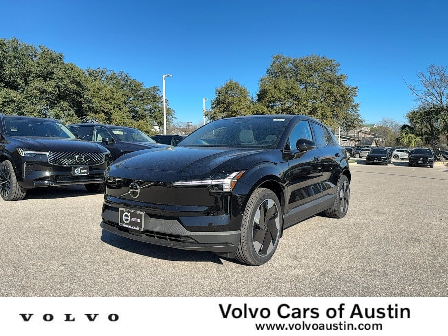 New 2026 Volvo EX30 Ultra w/ Climate Package AWD/4WD image 1