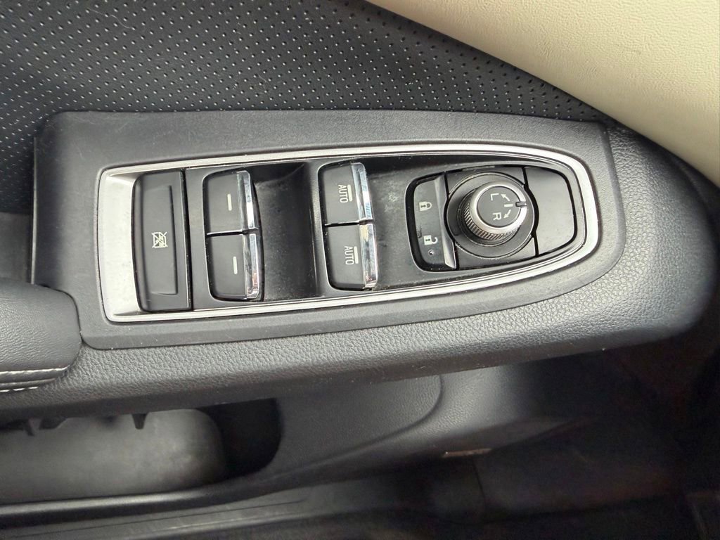 Used 2019 Subaru Ascent Limited w/ Popular Package #3 AWD/4WD image 18