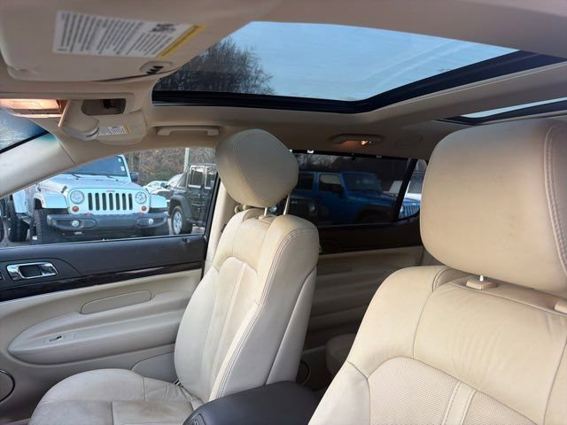 Used 2015 Lincoln MKT AWD w/ Equipment Group 201A image 20