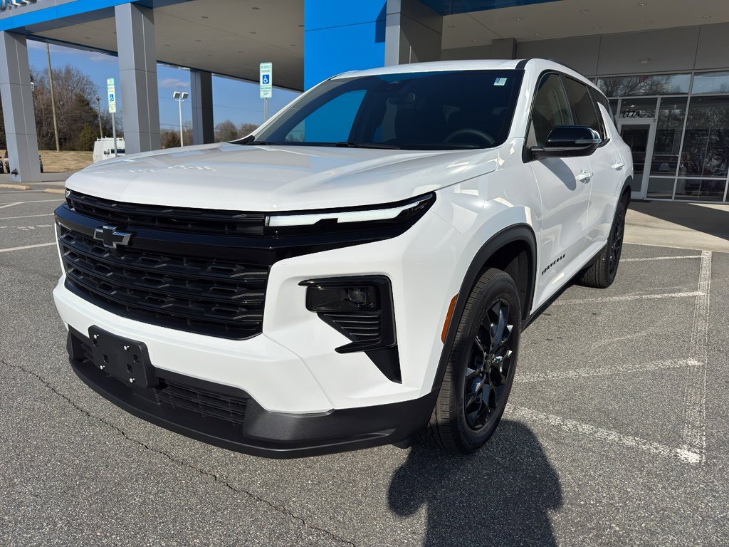 New 2026 Chevrolet Traverse LT w/ Midnight/Sport Edition image 1