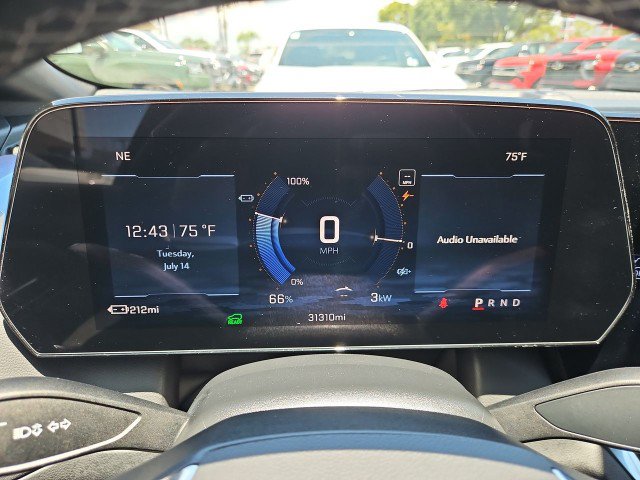 Used 2024 Chevrolet Equinox EV LT FWD image 12