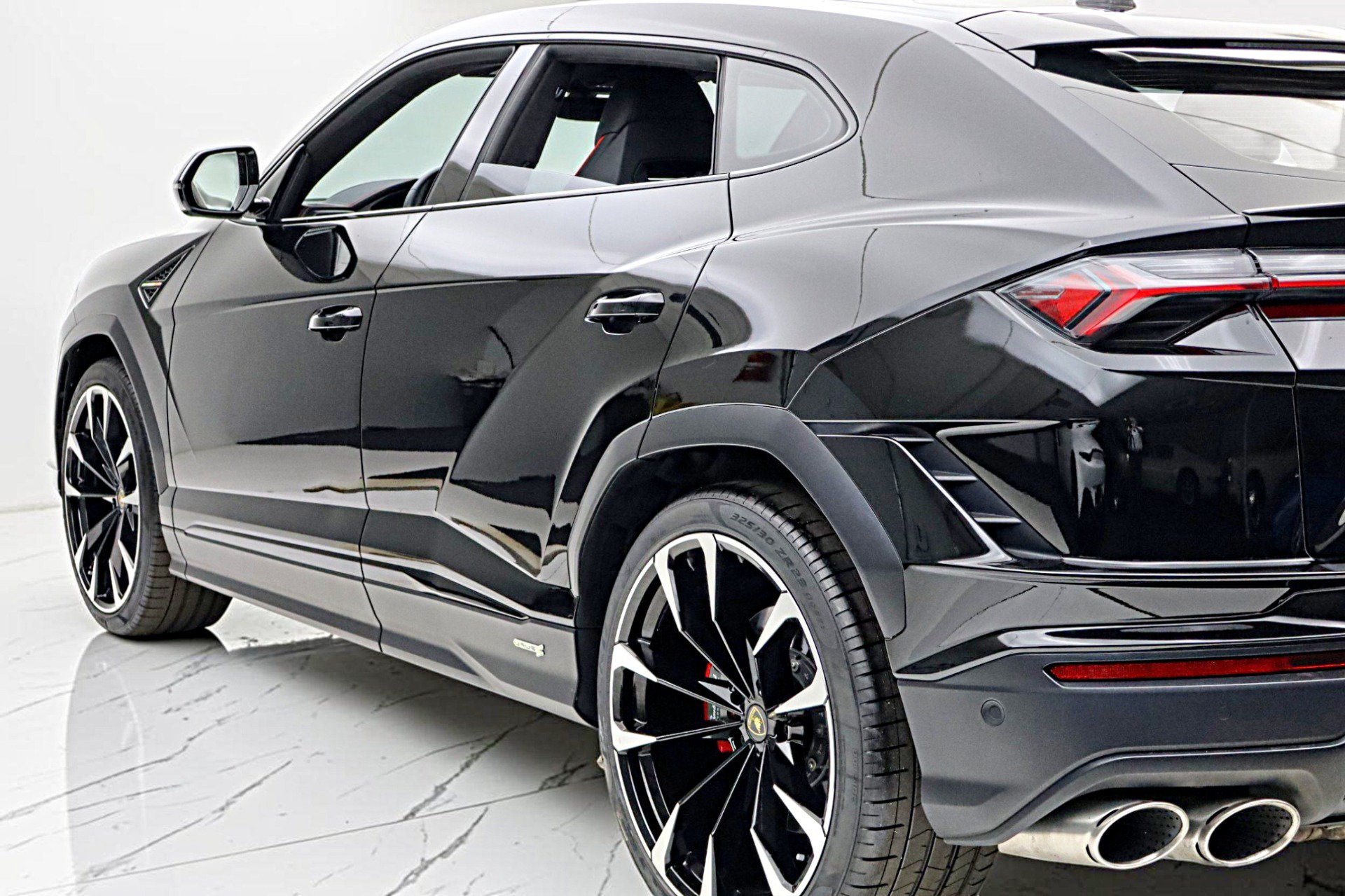 Used 2024 Lamborghini Urus S AWD/4WD image 10