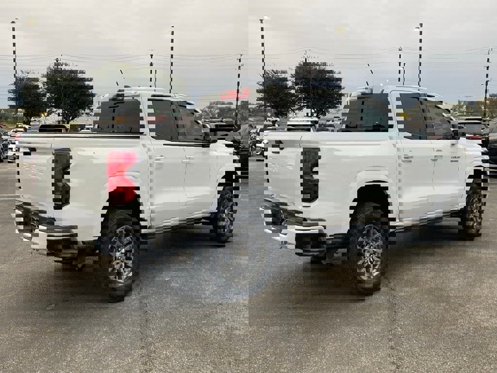 Used 2024 Chevrolet Colorado LT w/ LT Convenience Package image 5