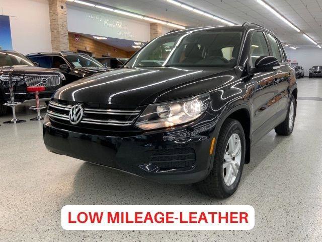 Used 2016 Volkswagen Tiguan S FWD image 1