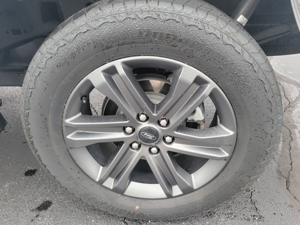 Used 2023 Ford F150 XLT w/ Equipment Group 302A High image 5