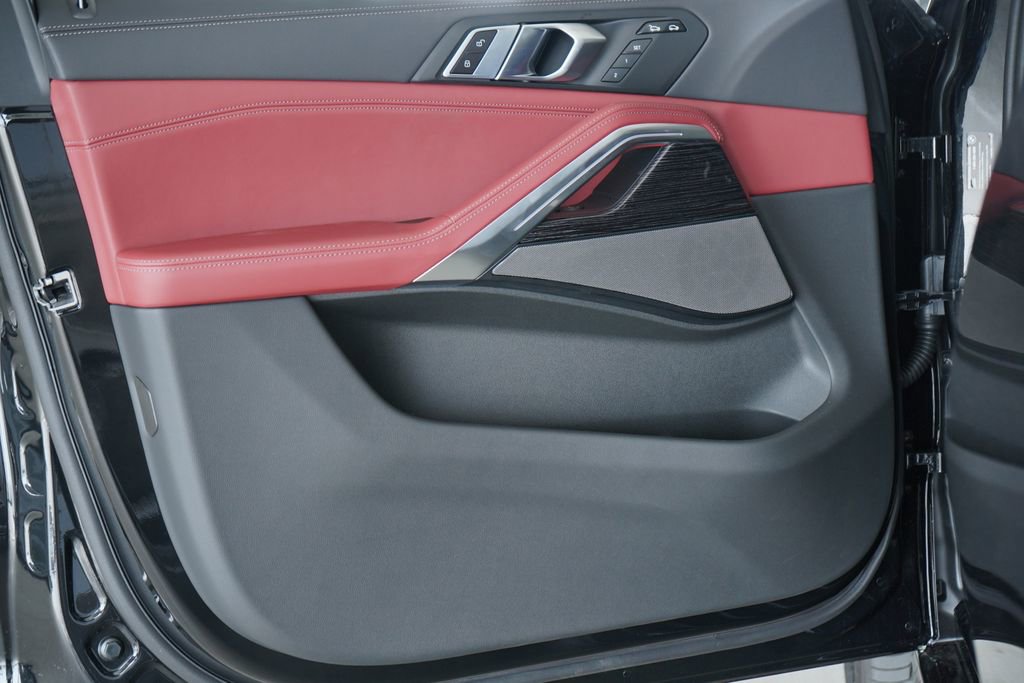 New 2026 BMW X6 xDrive40i w/ Premium Package image 9