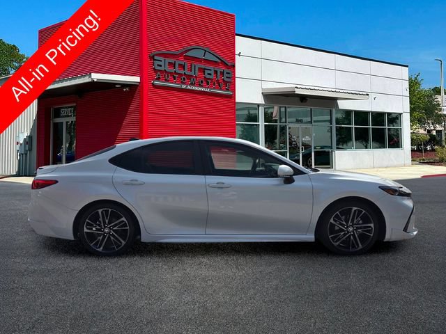Used 2025 Toyota Camry XSE FWD image 6