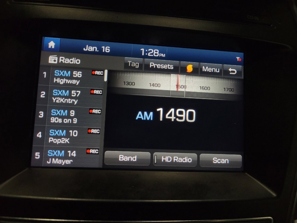 Used 2018 Hyundai Santa Fe Sport FWD image 25