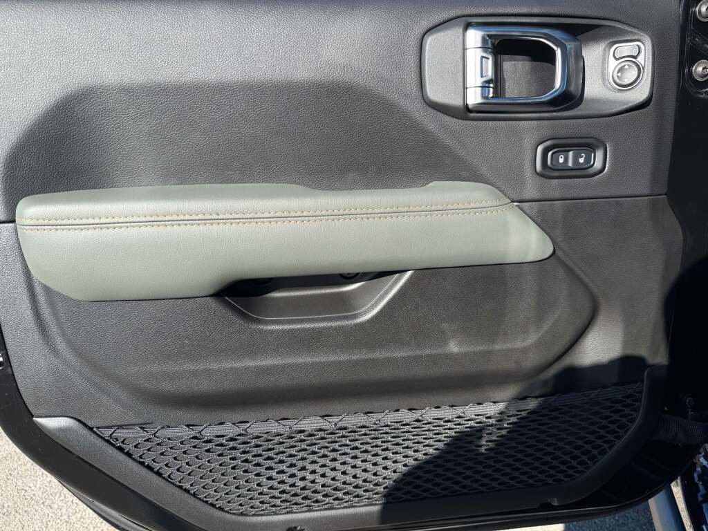 New 2026 Jeep Gladiator Mojave image 20