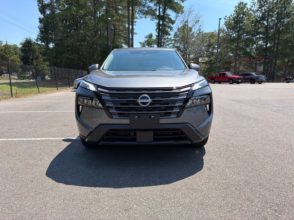 Used 2026 Nissan Rogue SV w/ Cold Weather Package AWD/4WD image 4