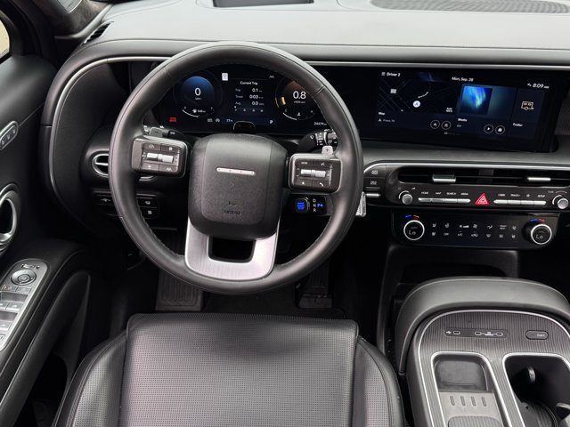 Used 2026 Hyundai Palisade Calligraphy FWD image 12