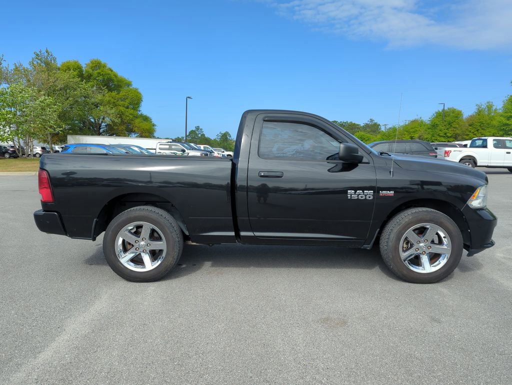 Used 2015 RAM 1500 Express RWD image 8