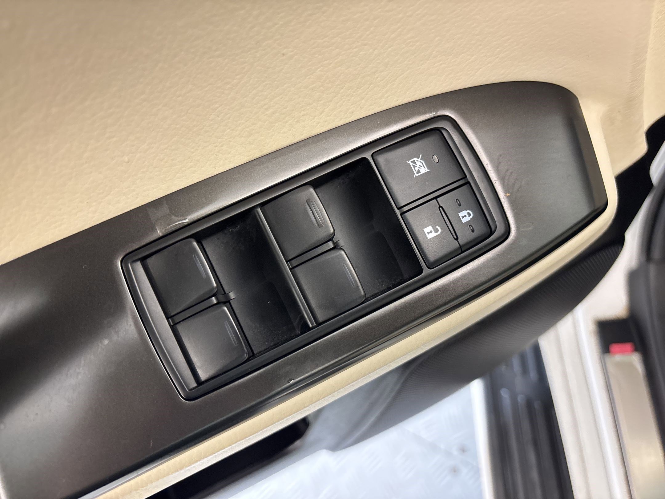 Used 2023 Lexus GX 460 Premium w/ Premium Plus Package AWD/4WD image 11