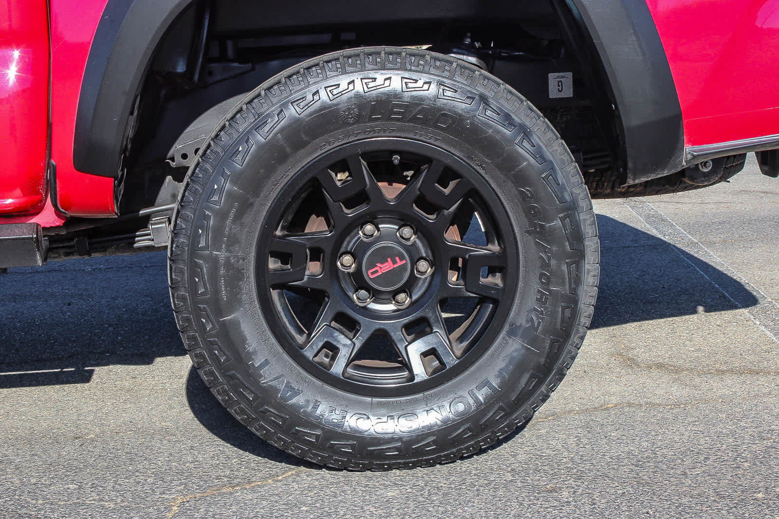 Used 2020 Toyota Tacoma TRD Off-Road w/ Technology Package AWD/4WD image 10
