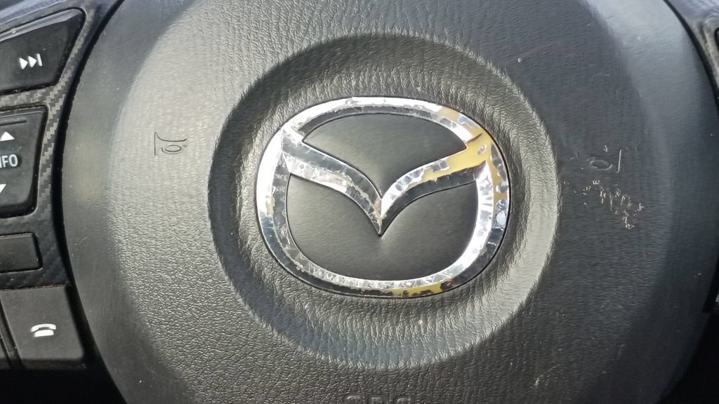 Used 2016 MAZDA MAZDA3 i Sport FWD image 25