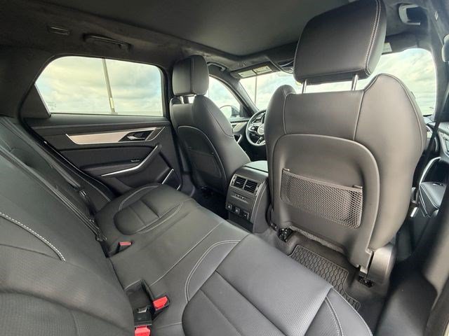 Used 2026 Jaguar F-PACE R-Dynamic S AWD/4WD image 17
