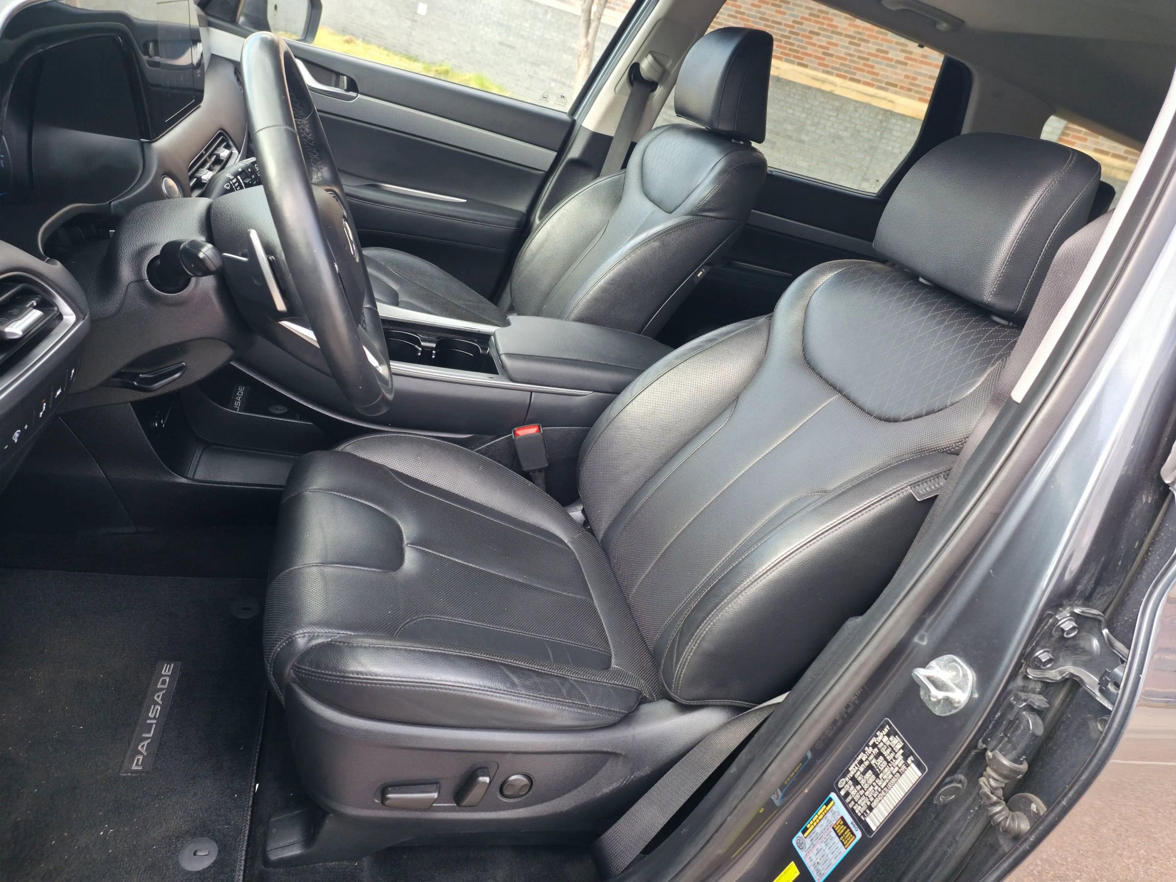 Used 2020 Hyundai Palisade SEL w/ Premium Package image 24