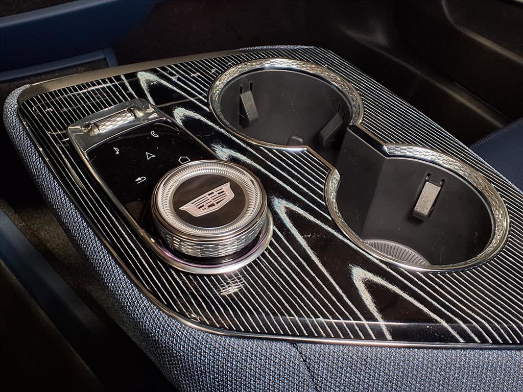 Used 2026 Cadillac Optiq Sport 2 image 18