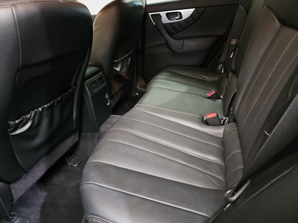 Used 2016 INFINITI QX70 AWD w/ Premium Package image 17