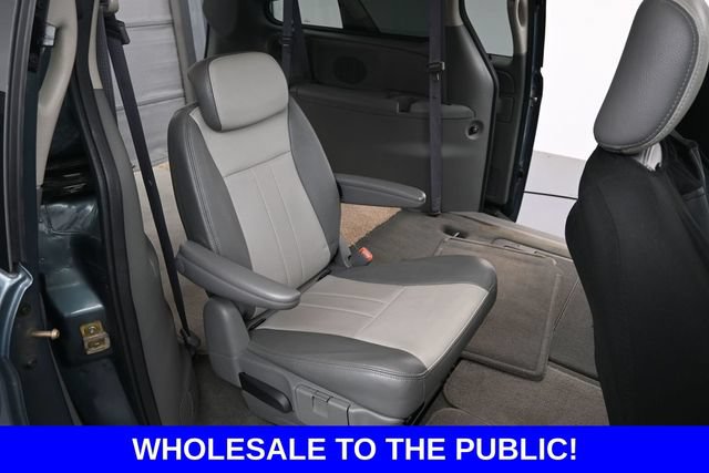 Used 2006 Dodge Grand Caravan SXT FWD image 33