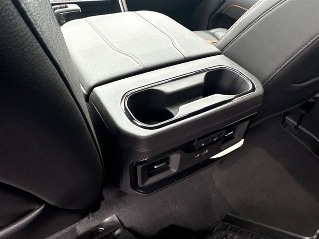 Used 2026 GMC Sierra 1500 AT4 w/ AT4 Premium Package AWD/4WD image 21