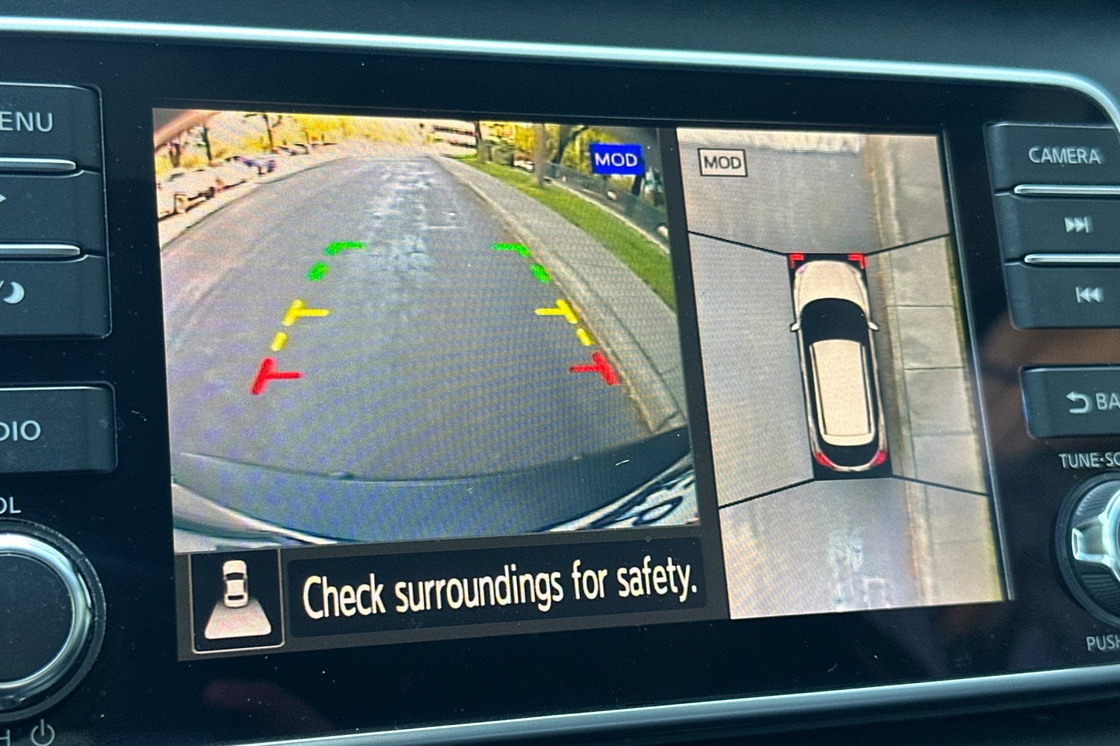 Used 2020 Nissan Kicks SR w/ SR Premium Package image 25