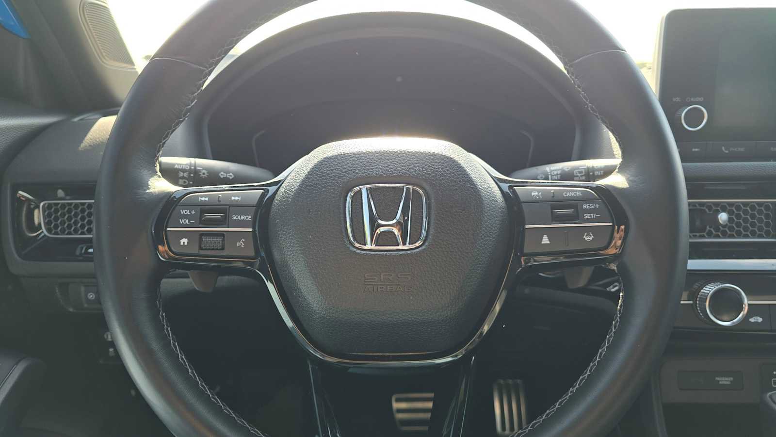 Used 2023 Honda Civic Sport image 28