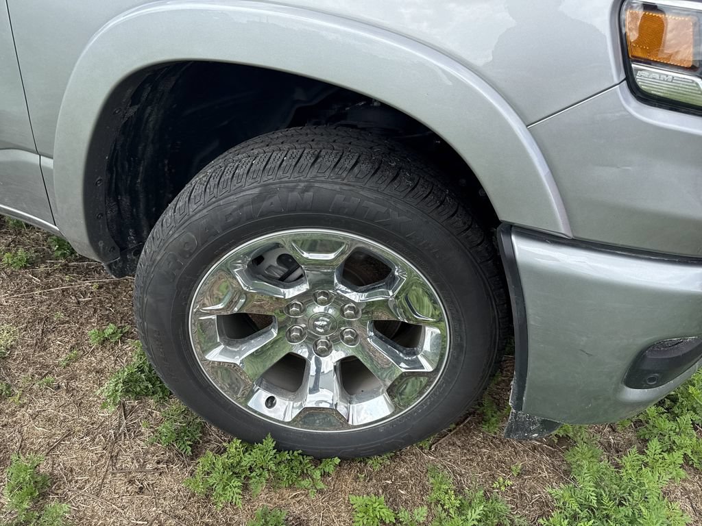 Used 2025 RAM 1500 Big Horn AWD/4WD image 7