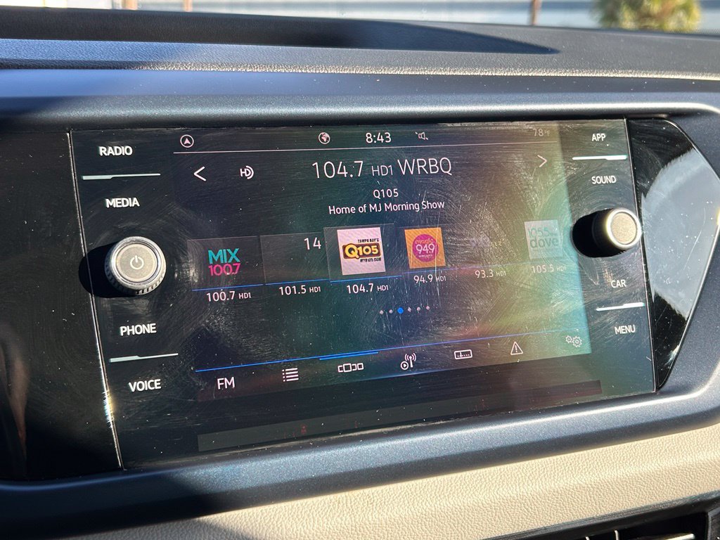 Certified 2023 Volkswagen Taos SE FWD image 27