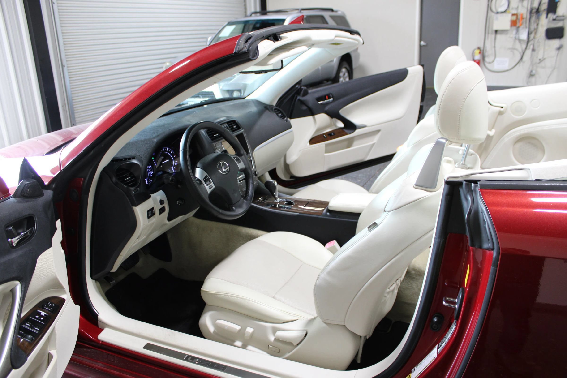Used 2011 Lexus IS 350C RWD image 40