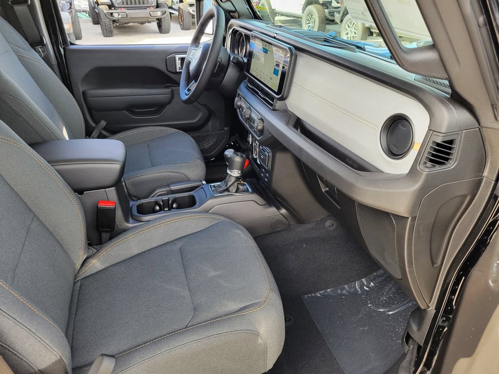 New 2026 Jeep Gladiator Sport AWD/4WD image 15