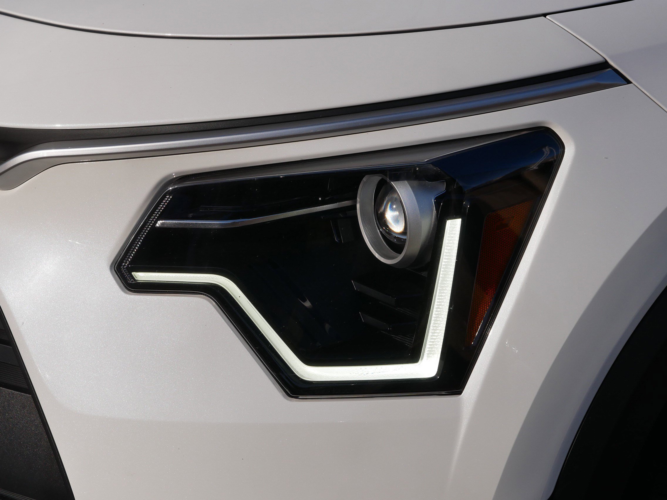 Certified 2024 Kia Niro LX image 16