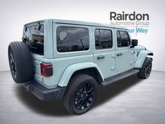 Used 2023 Jeep Wrangler Unlimited Sahara w/ Cold Weather Group AWD/4WD image 7
