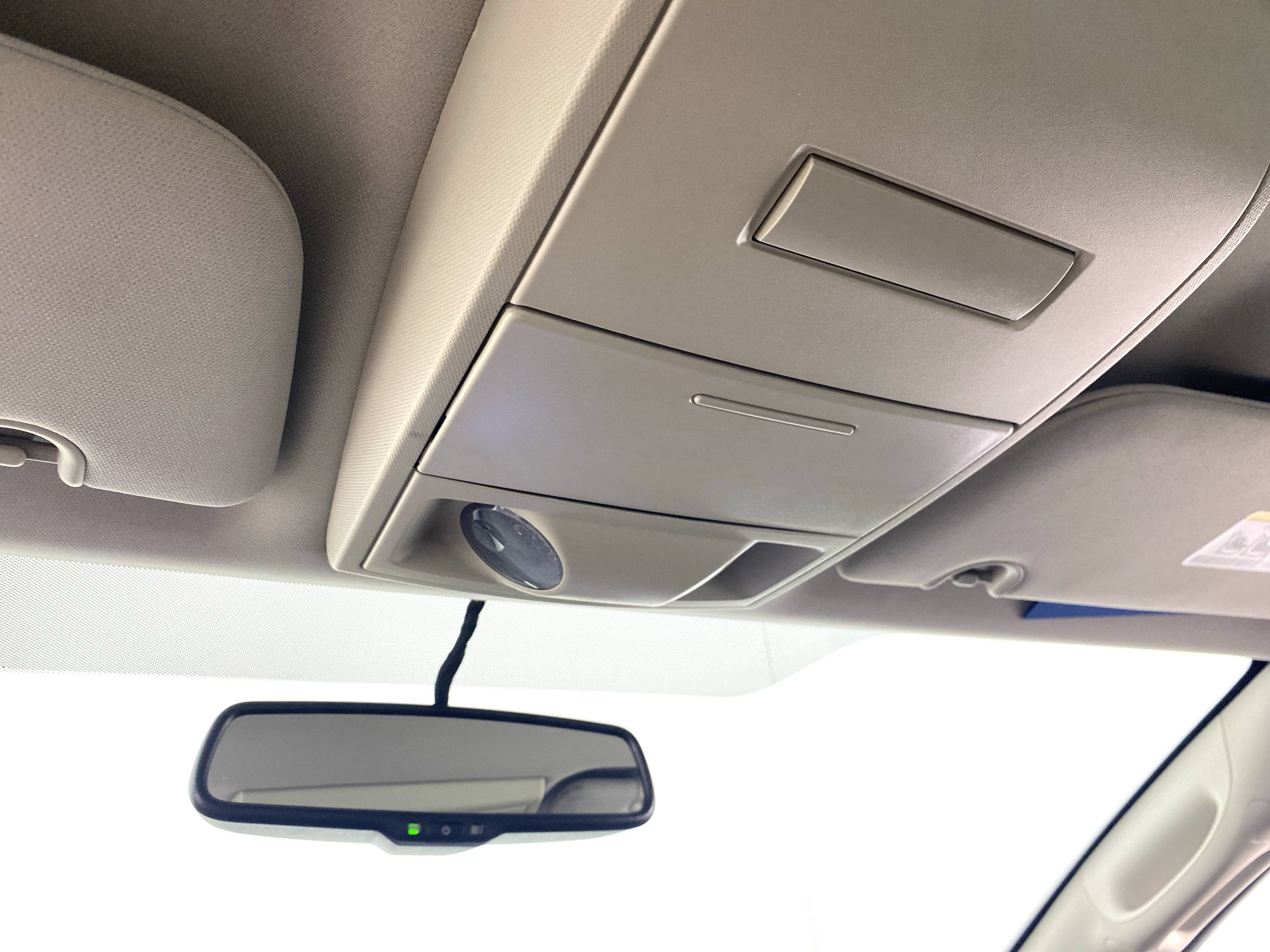 Used 2018 Dodge Grand Caravan SE w/ UConnect Hands-Free Group FWD image 25