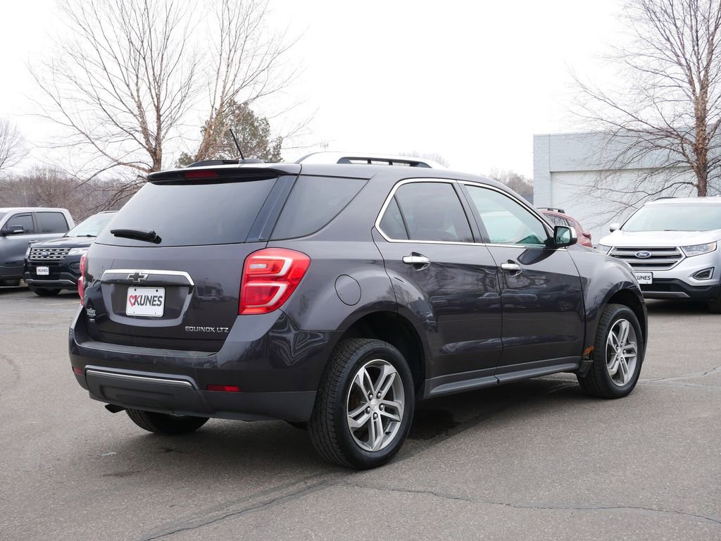 Used 2016 Chevrolet Equinox LTZ w/ Enhanced Convenience Package image 7