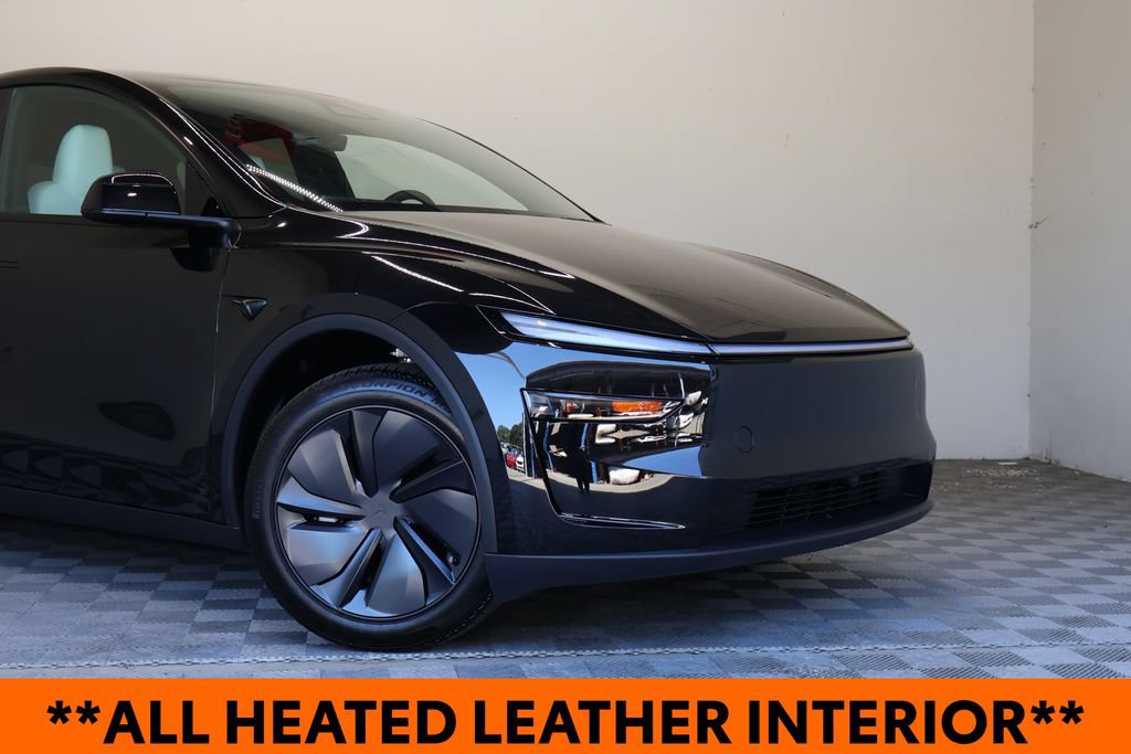 Used 2026 Tesla Model Y 2WD image 3