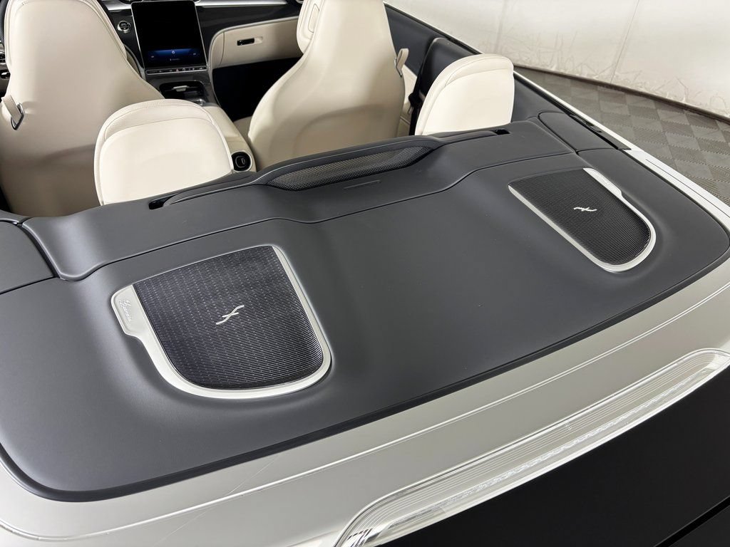 Certified 2026 Mercedes-Benz CLE 300 4MATIC Cabriolet image 14