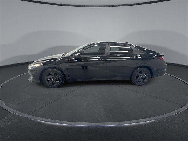 Used 2021 Hyundai Elantra SEL w/ Convenience Package image 5