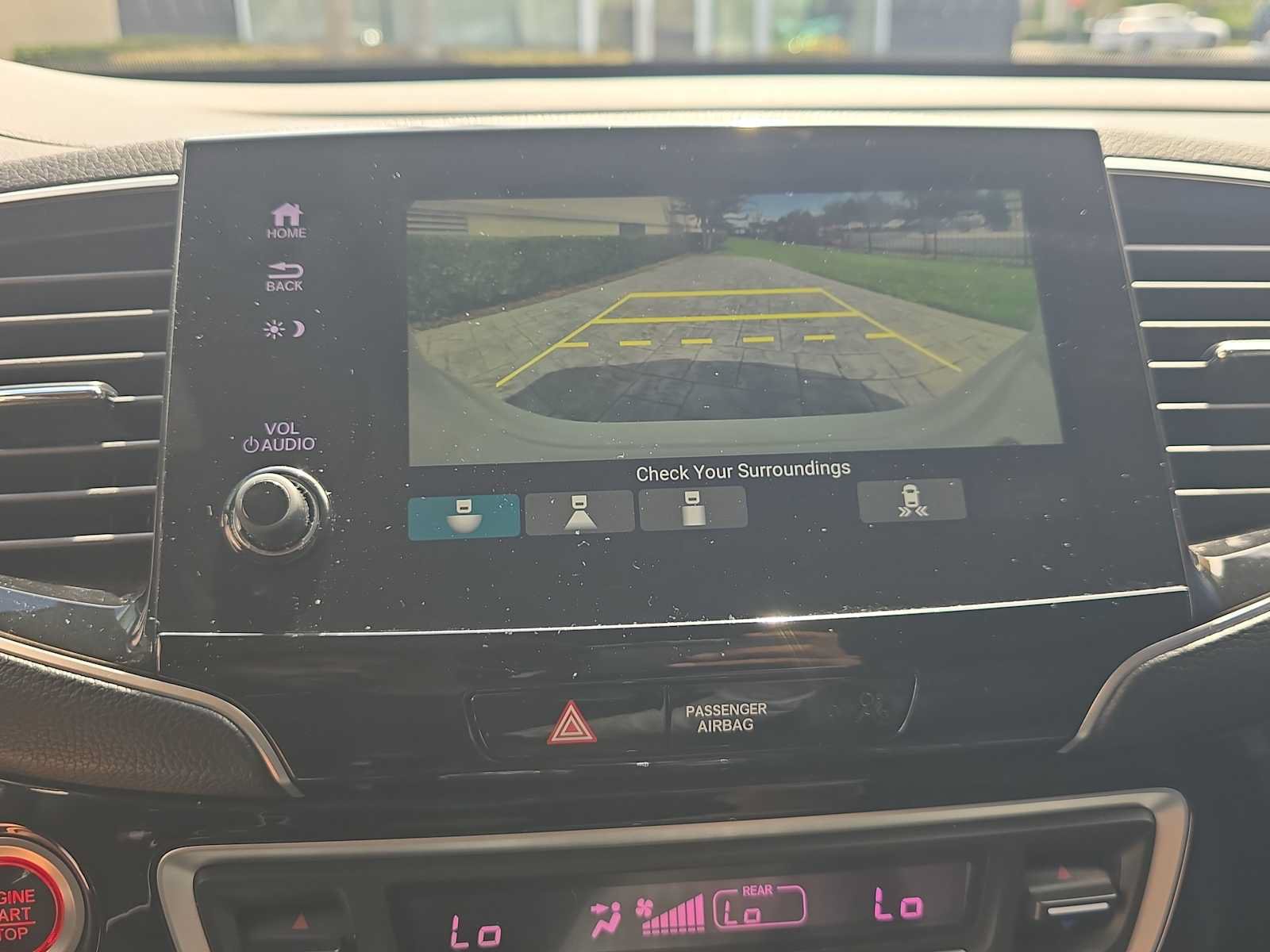 Used 2020 Honda Pilot Touring image 22