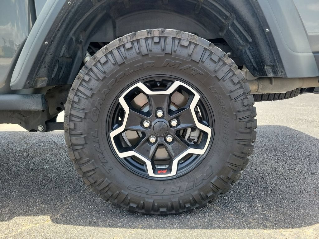 Used 2022 Jeep Gladiator Rubicon w/ Trailer Tow Package AWD/4WD image 32