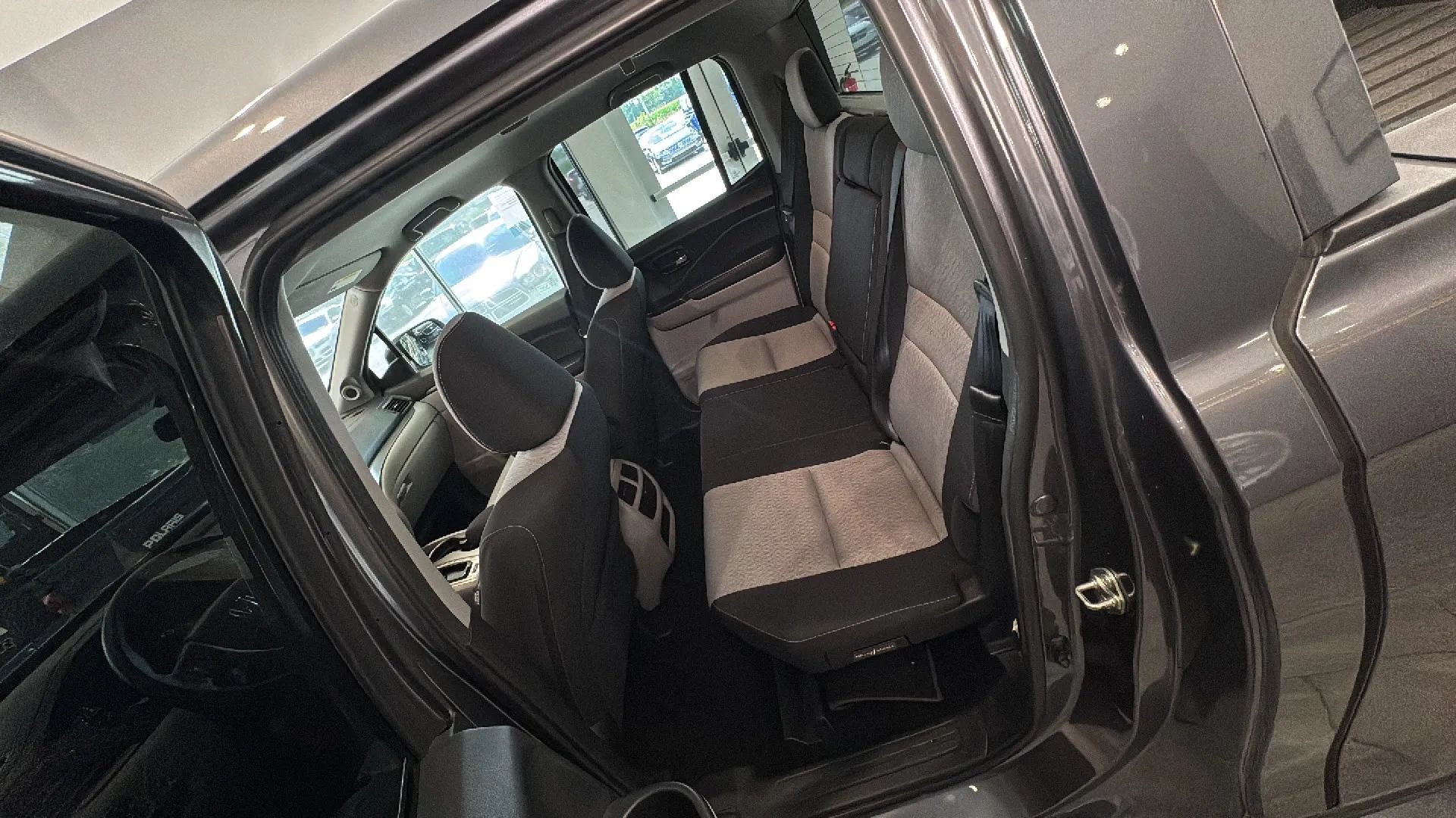 Used 2017 Honda Ridgeline RTS image 33