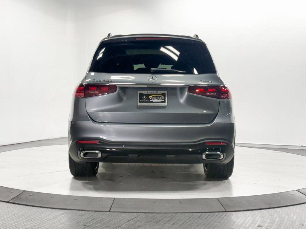 Used 2024 Mercedes-Benz GLS 450 4MATIC image 31
