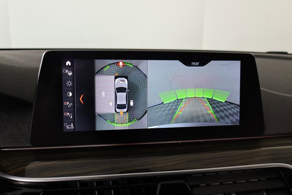 Used 2019 BMW 530i w/ Premium Package image 7