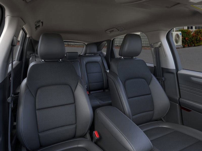 New 2025 Ford Escape SE image 10