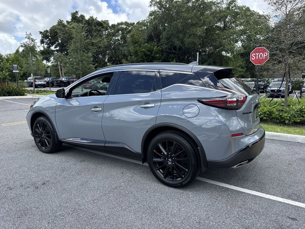 Used 2023 Nissan Murano SV w/ SV Midnight Edition Package FWD image 12