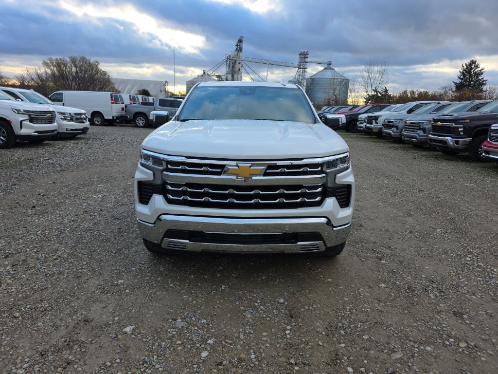 Certified 2024 Chevrolet Silverado 1500 LTZ w/ LTZ Premium Package image 8