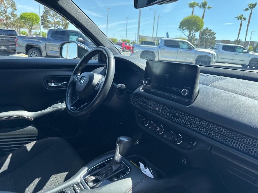 Used 2024 Honda HR-V Sport image 22