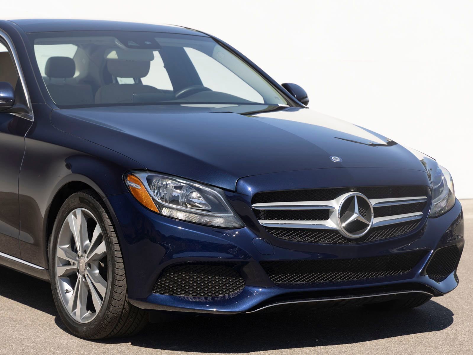 Used 2016 Mercedes-Benz C 300 Sedan video 3