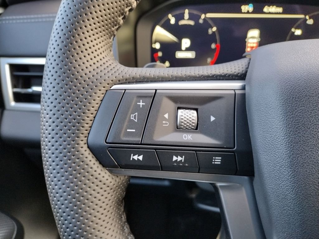 New 2026 Mitsubishi Outlander SE image 28